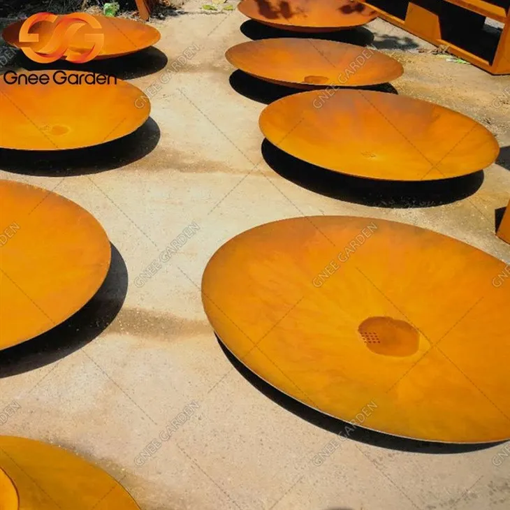 Fire Table Round in Corten Steel